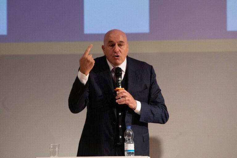 كروسيتو: خيارات إسرائيل مجهولة لدى الجميع