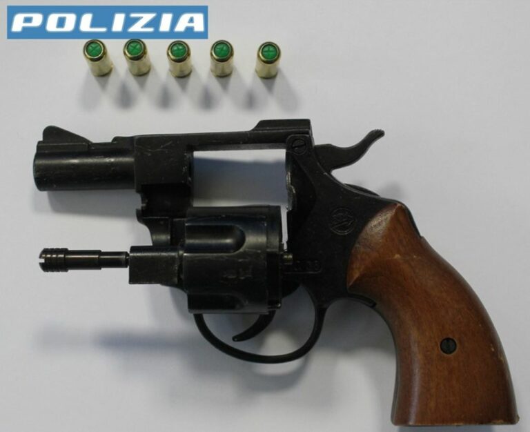 Latitante palermitano condannato per estorsione arrestato a milano