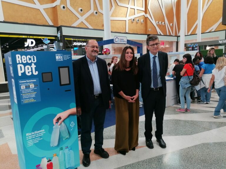 Differenziata, a Palermo arriva Casa Corepla per sensibilizzare studenti