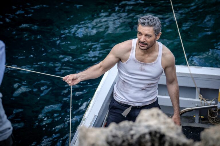 Su Canale 5 la seconda stagione di “Storia di una famiglia perbene”