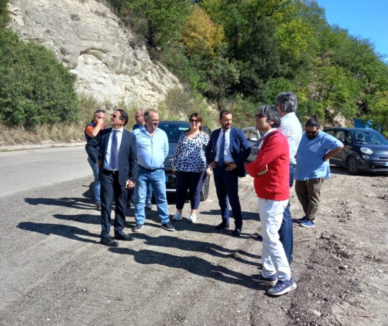 Frana sulla Sp 277 in provincia di Matera, predisposto sopralluogo