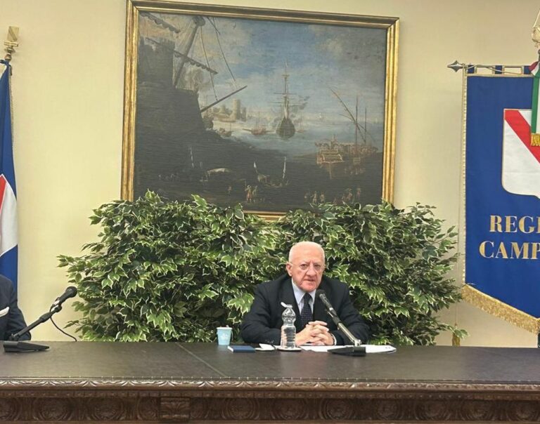Campania, De Luca “Via al bando per l’editoria e per i musei”