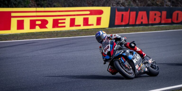 Razgatlioglu vince Gara 1 in Portogallo con Pirelli SC0 di gamma