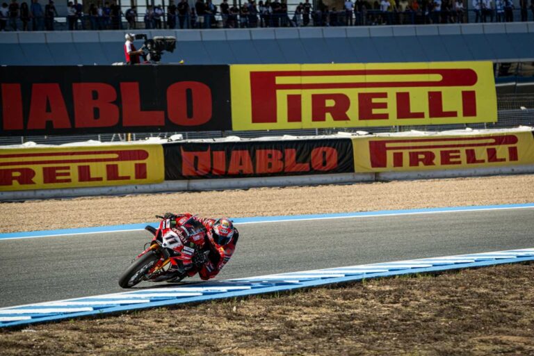 Razgatlioglu e Huertas iridati con Pirelli sviluppo e gamma