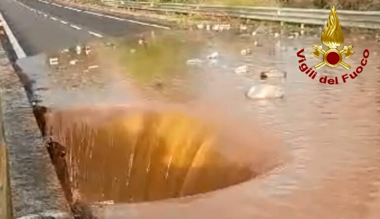 Maltempo in Calabria, Occhiuto “Grazie a chi lavora ininterrottamente”