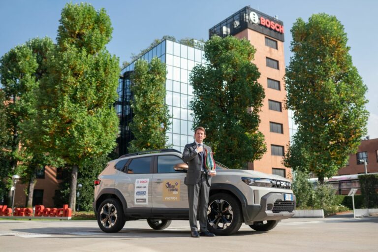 Dacia Duster è Auto Europa 2025