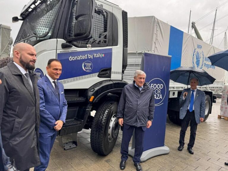 Anche la Regione Piemonte alla partenza dei camion di aiuti per Gaza