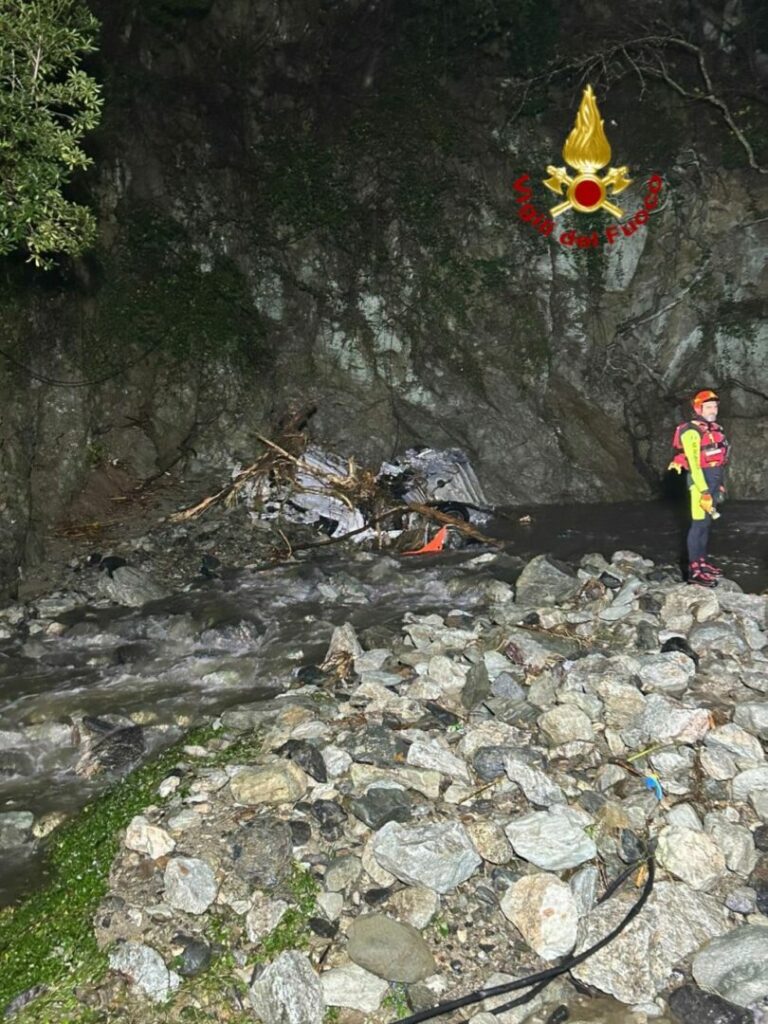 Maltempo Liguria, trovata auto disperso. Nuove esondazioni nel Savonese