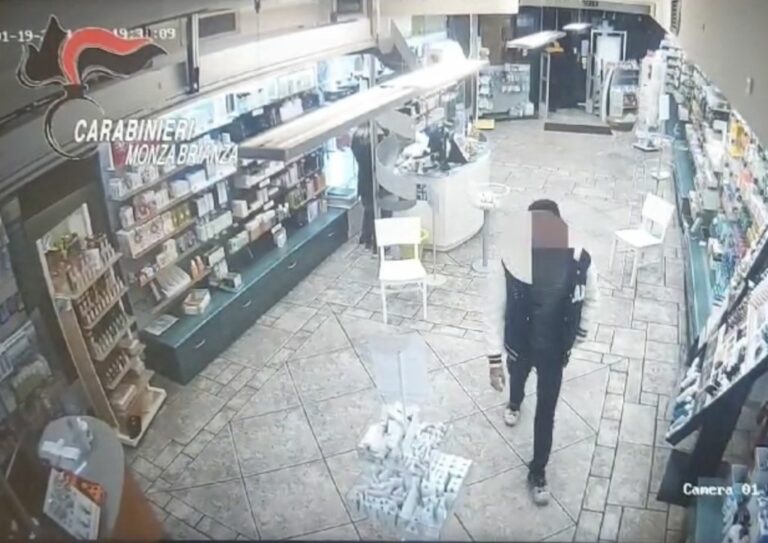 Monza, 8 arresti per traffico farmaci oppioidi con ricette mediche false