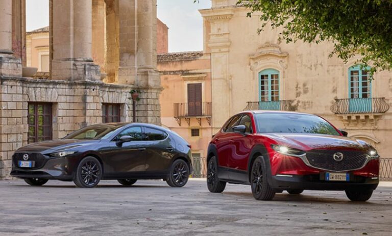 Arrivano le nuove versioni di Mazda3 e CX-30