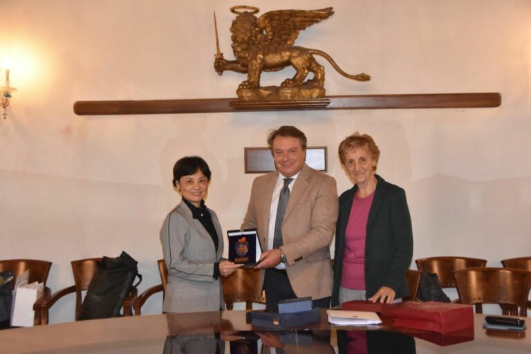 Assessore De Martin riceve a Ca’ Farsetti delegazione della città di Suzhou