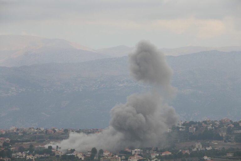 Hezbollah, lanciati missili contro una base militare vicino ad Haifa