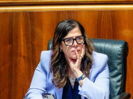 Sardegna, Todde “Revocata delibera su esequie governatori”