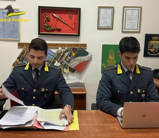 Bologna, sequetrata una tonnellata di prodotti alimentari non conformi