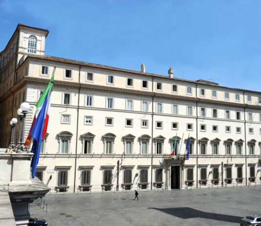 Manovra, il Governo incontra i sindacati