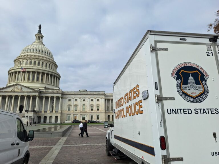 Washington blindata, arrestato un uomo armato a Capitol Hill